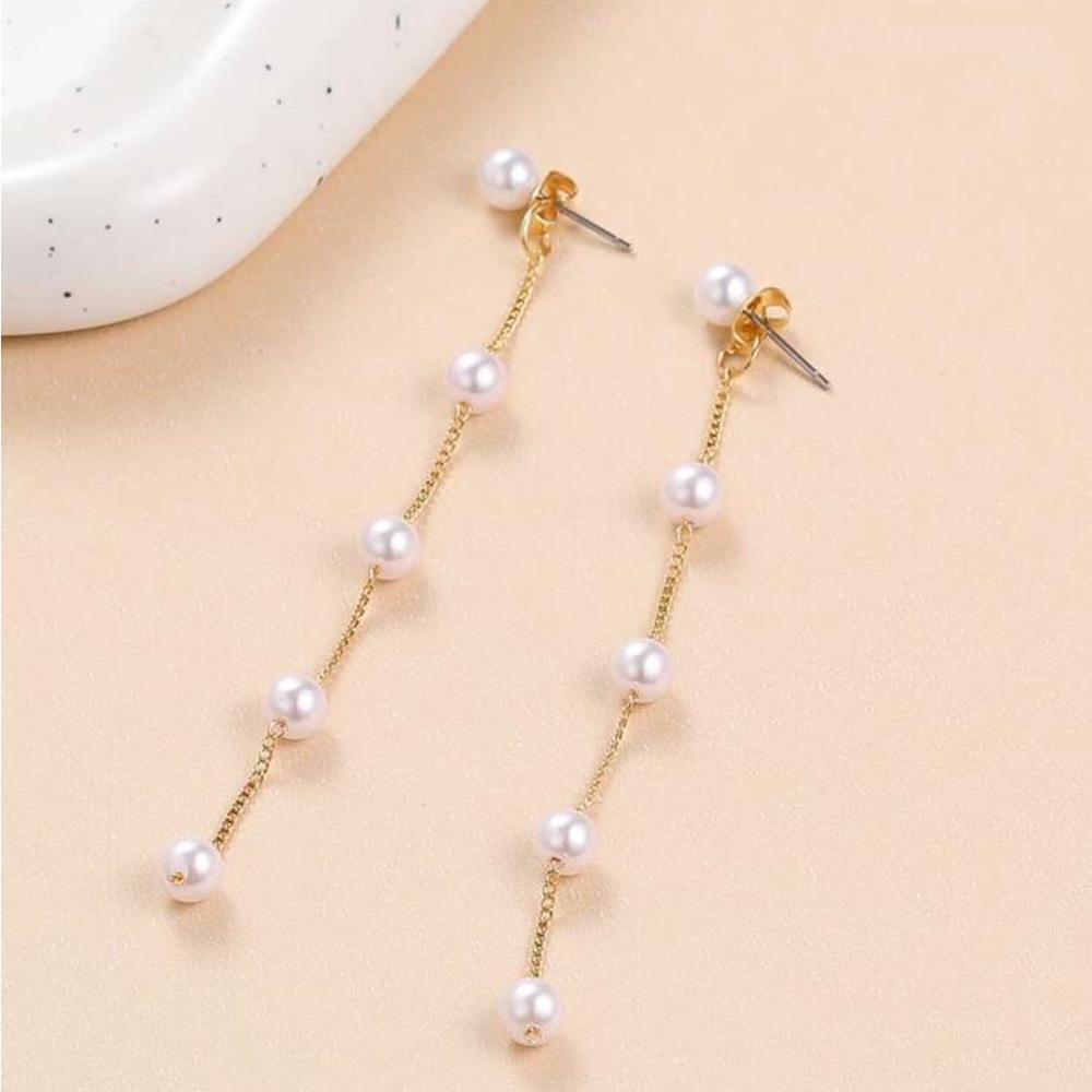 Elegant Pearl Drop Earrings